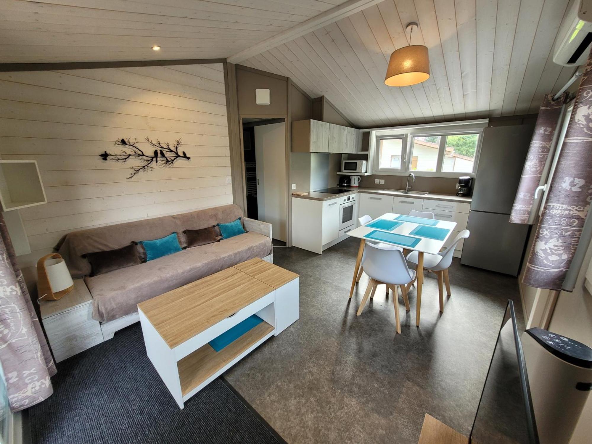 Chalet Familial Entre Lac Et Foret Azur Εξωτερικό φωτογραφία