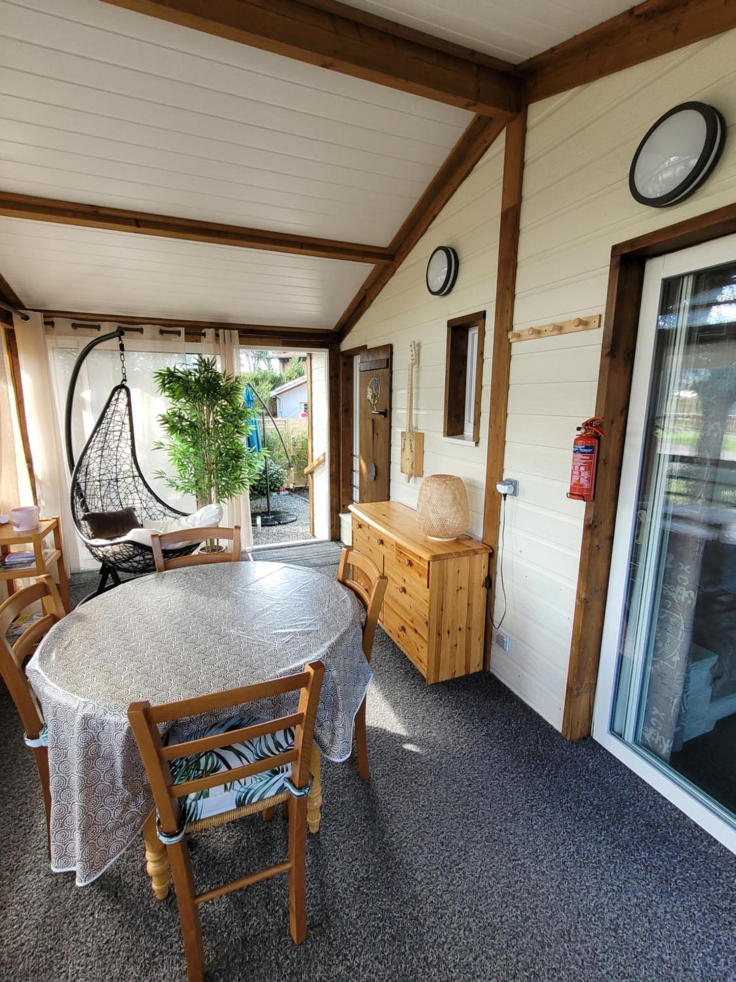 Chalet Familial Entre Lac Et Foret Azur Εξωτερικό φωτογραφία